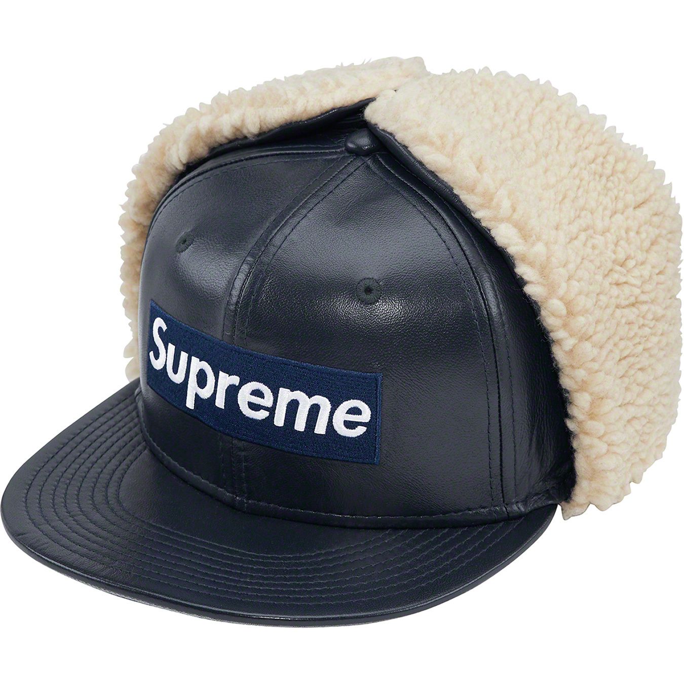 Leather Earflap Box Logo New Era®
