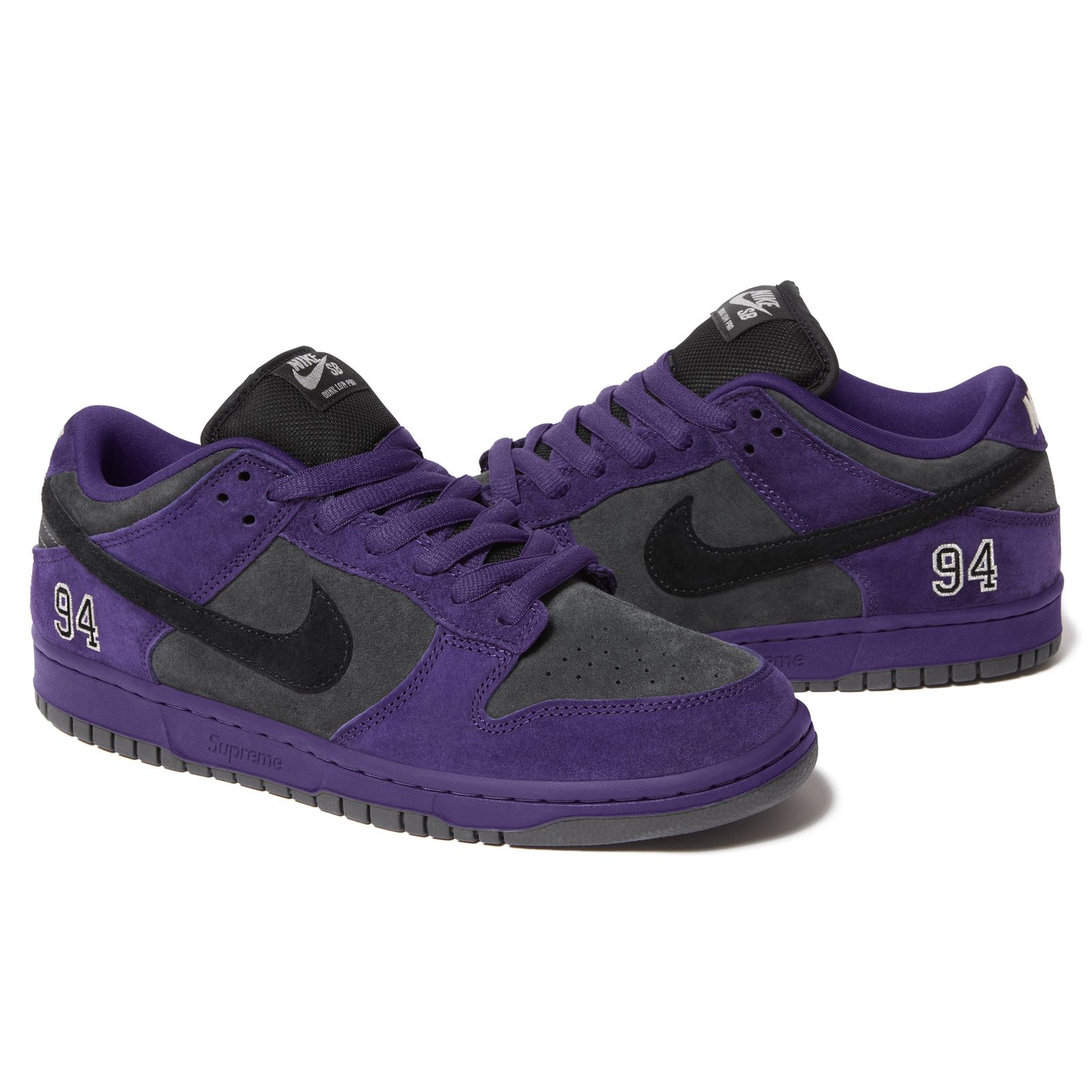 Supreme®/Nike® SB Dunk Low