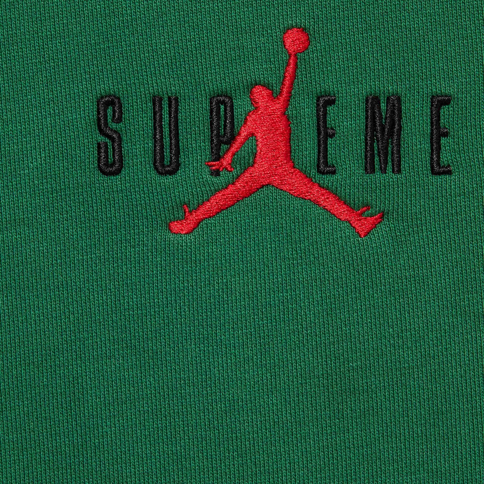 Supreme®/Jordan® Hooded Sweatshirt