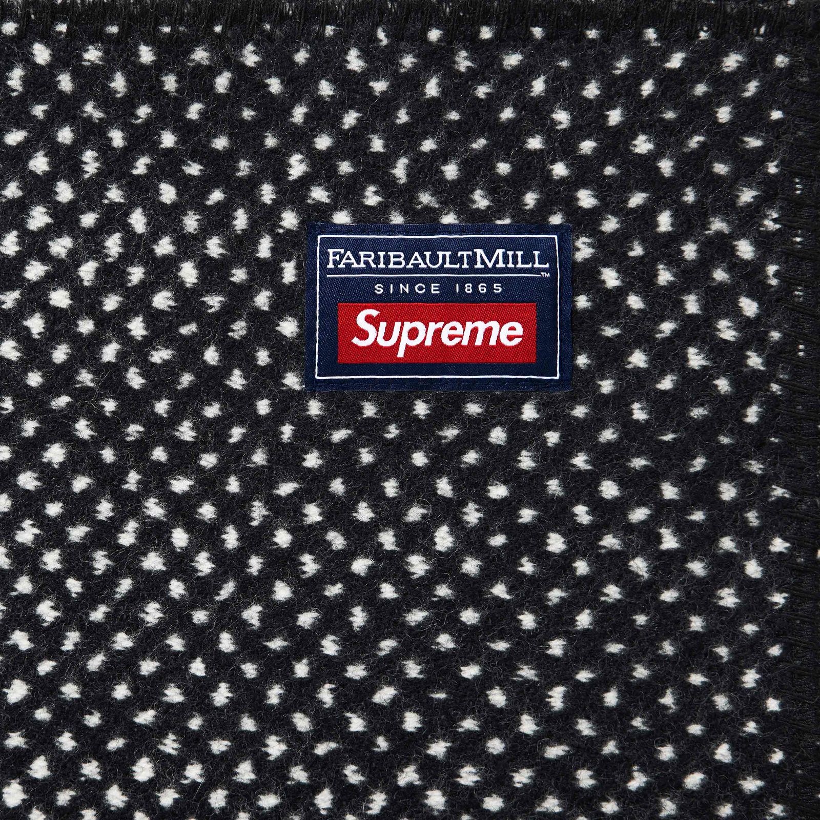 Supreme®/Faribault Woolen Mill Kate Moss Throw Blanket