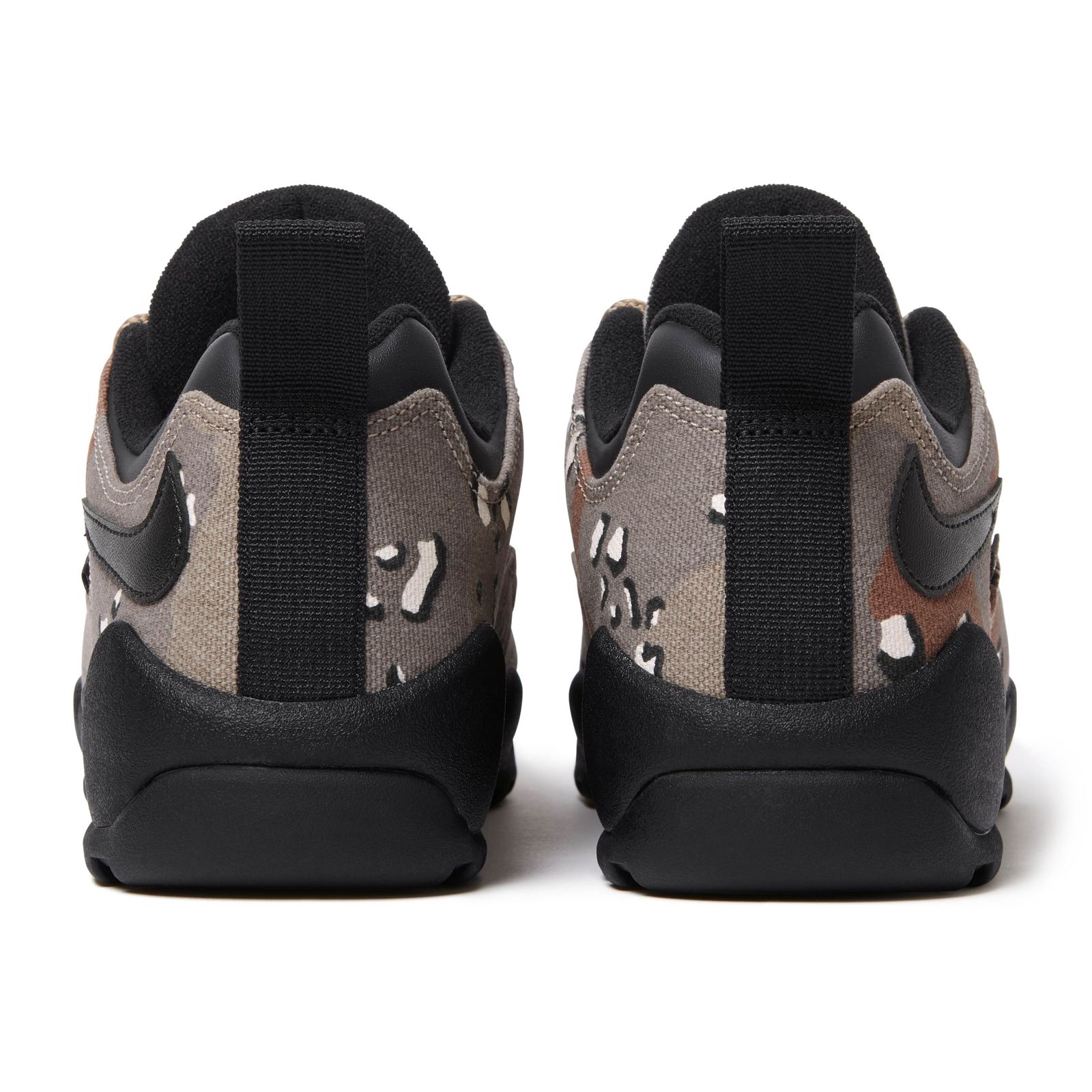 Supreme®/Nike SB Darwin Low
