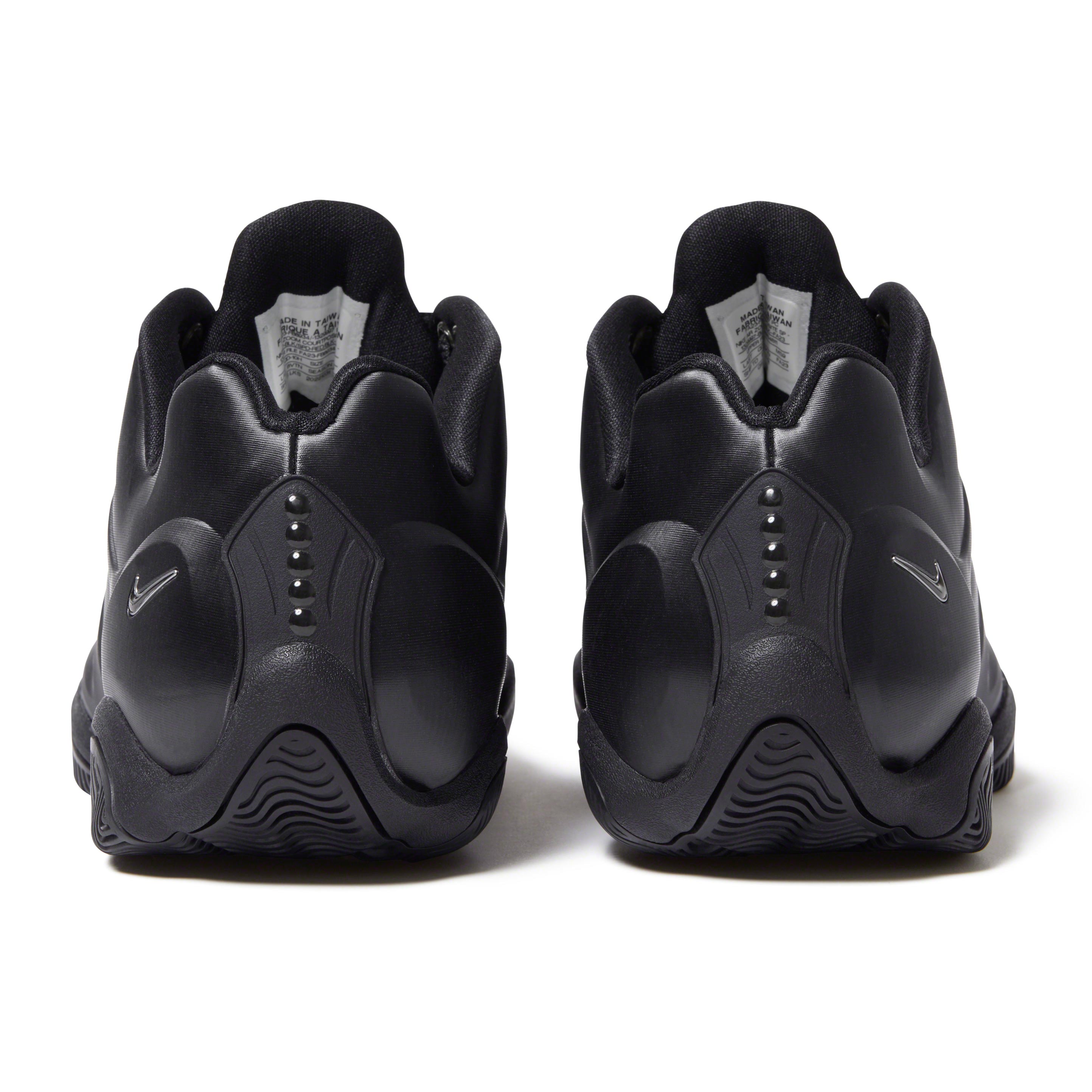 Supreme®/Nike® Courtposite