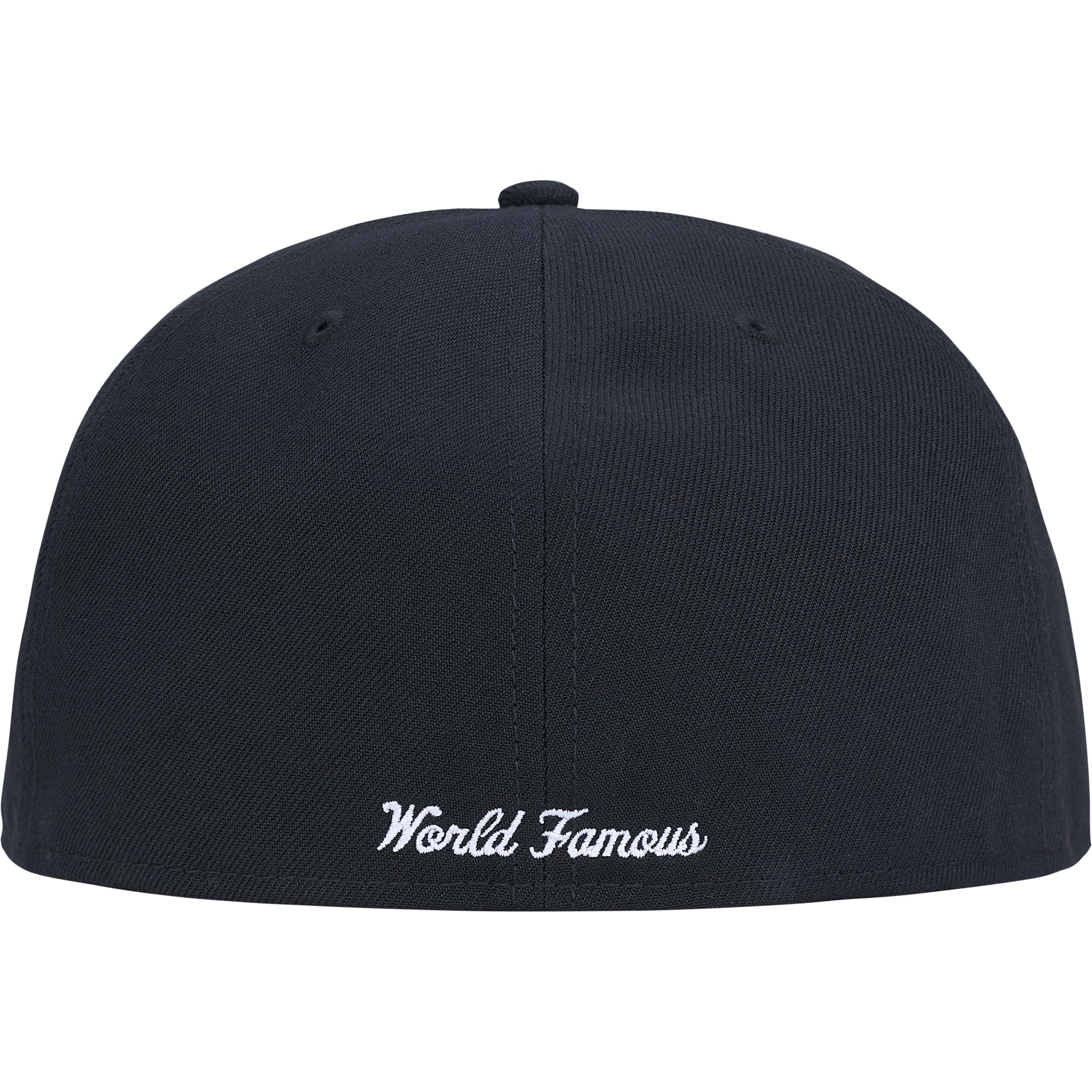 Breast Cancer Awareness Box Logo New Era®
