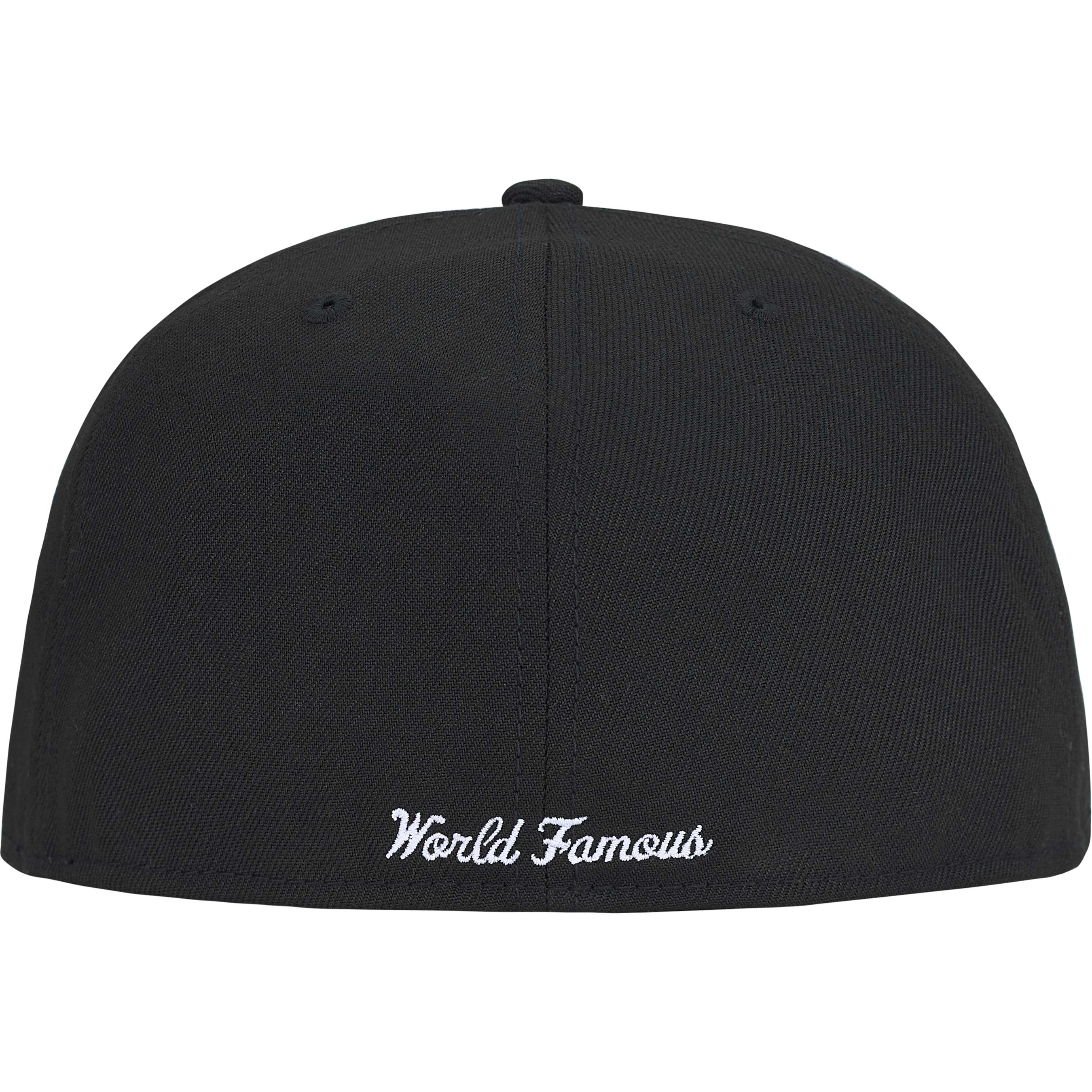 Breast Cancer Awareness Box Logo New Era®