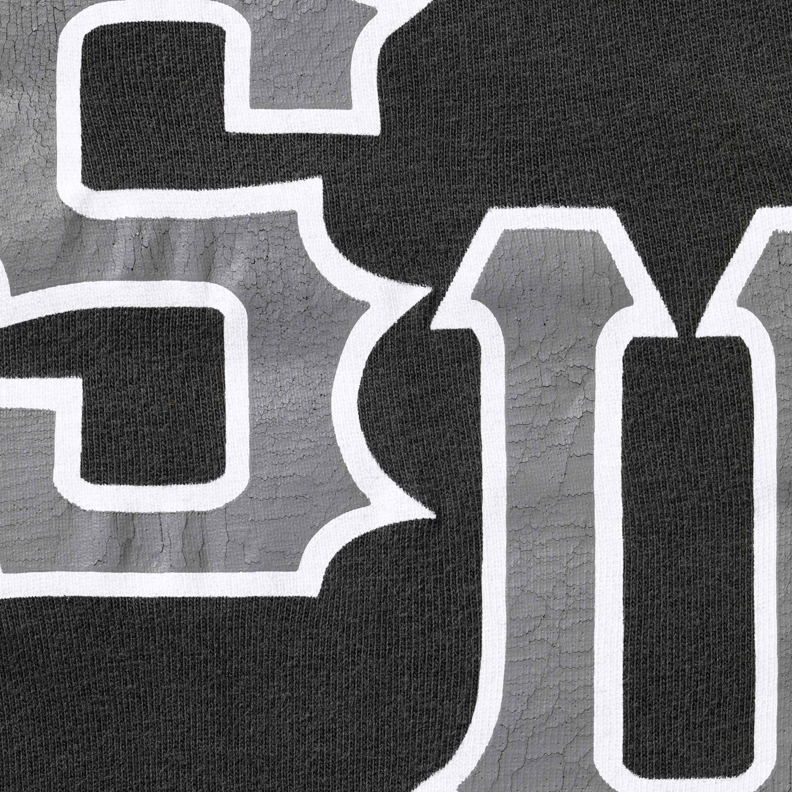 Cracked Spellout S/S Top