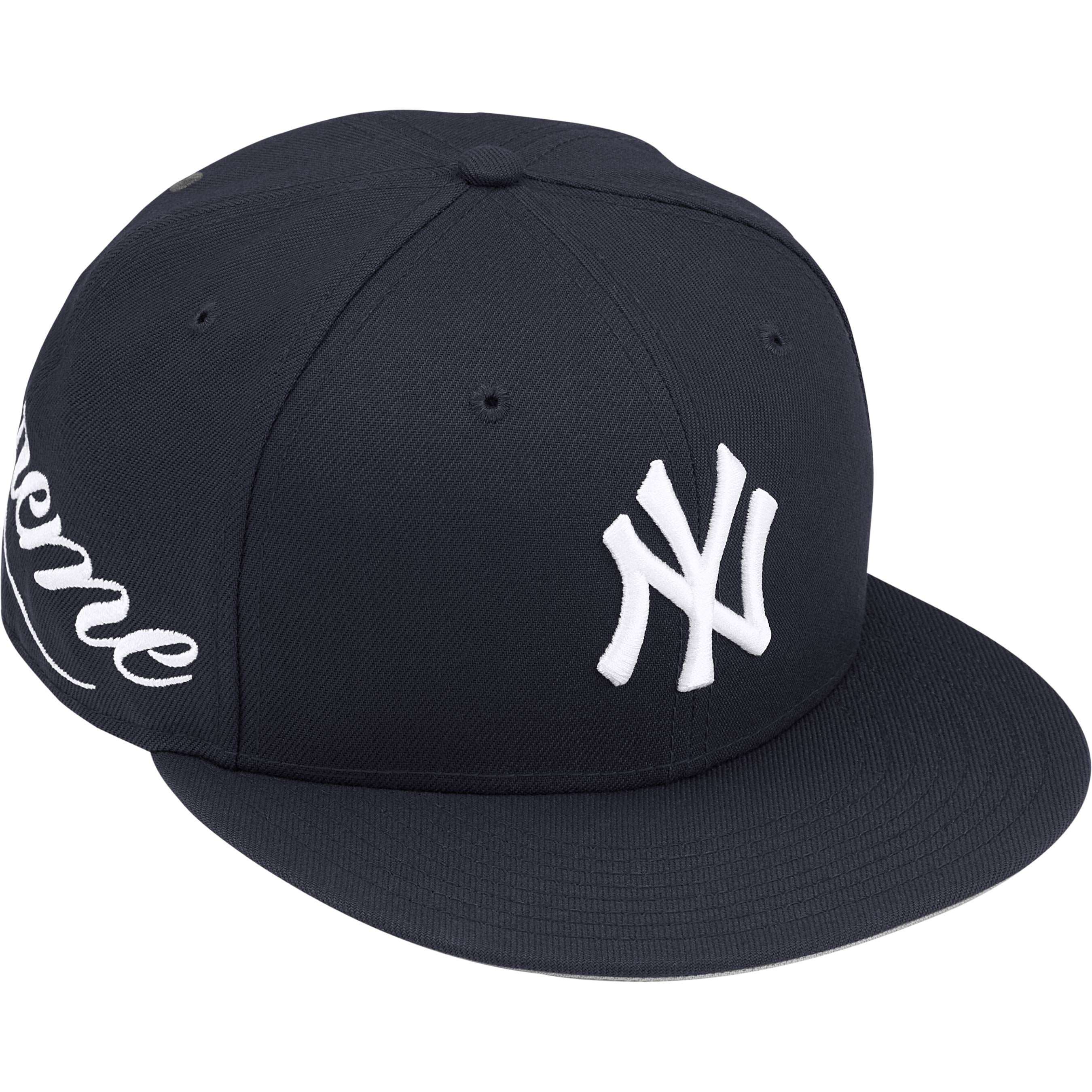 Supreme®/New York Yankees™ New Era®