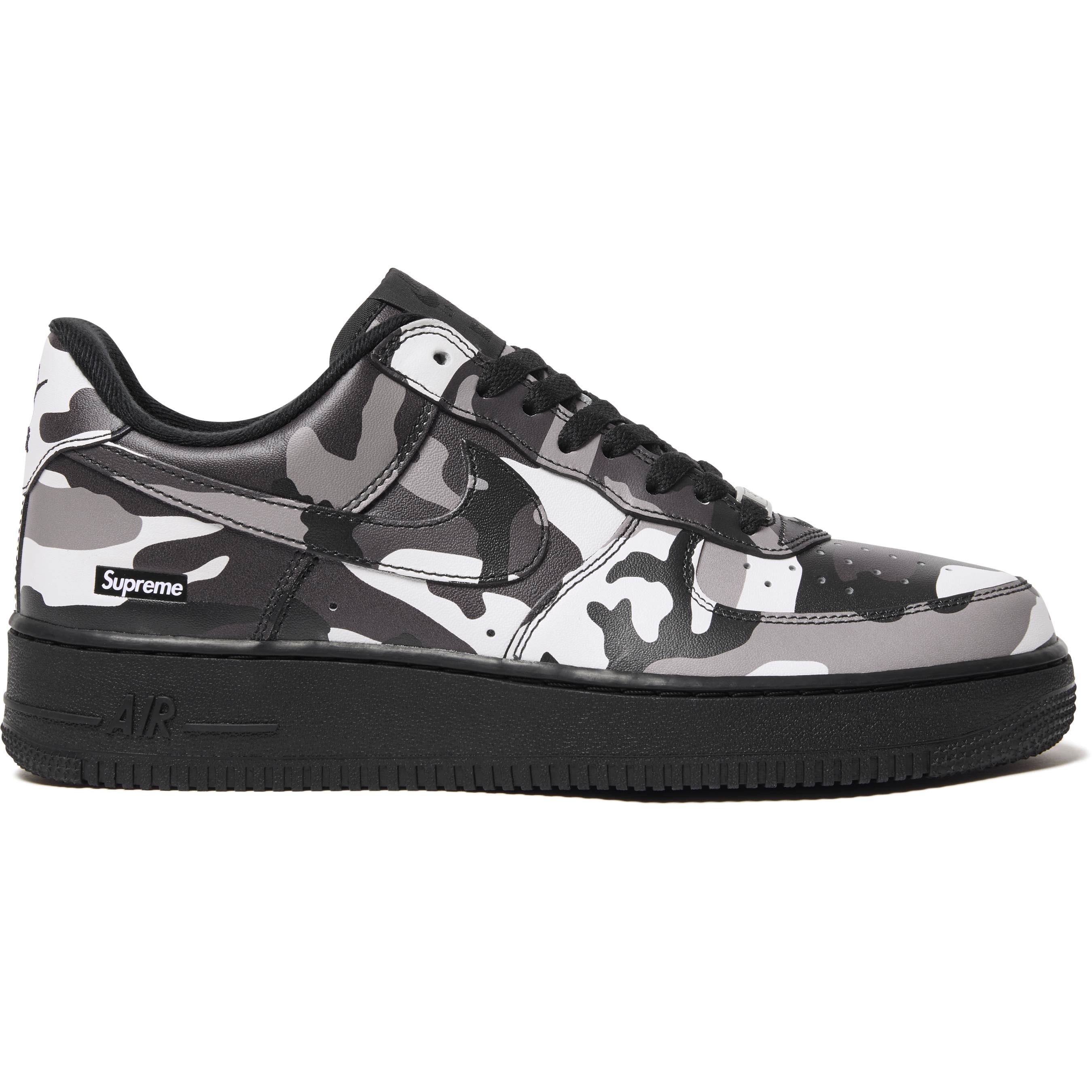 Supreme®/Nike® Air Force 1 Low